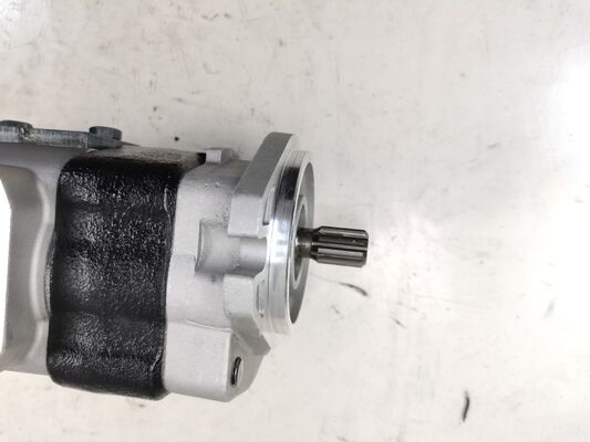 Hydraulische tandwielpomp 23A-60-11102/KFP4-27+17 R 10T Industrieel tandwielpomp oliepomp legeringsmateriaal Hydraulische vervangende onderdelen Eén jaar garantie