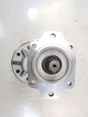 Fabrieksvoorziening Hydraulische tandwielpomp 705-22-44070 IJzer- en aluminiumlegeringsmaterialen Enkel olieoverdrachtpomp OEM ODM-certificering