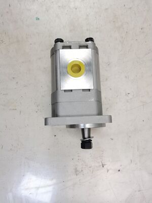Hoogwaardige hydraulische reductiemotoren CMW-F225-CLZS IJzer Aluminium materialen Hoog koppel met 150 bar-250 bar druk voor industriële machines