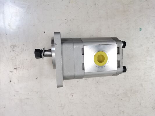 Hoogwaardige hydraulische reductiemotoren CMW-F225-CLZS IJzer Aluminium materialen Hoog koppel met 150 bar-250 bar druk voor industriële machines