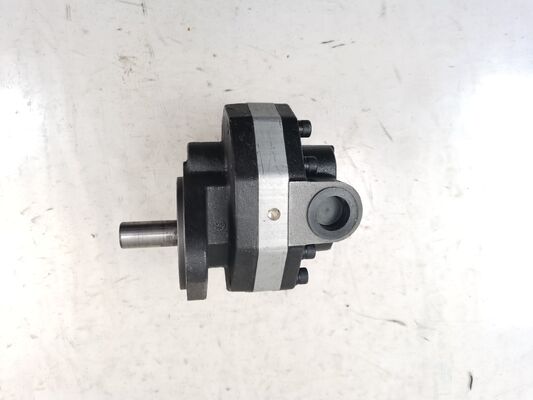 Aanpasbare Kawasaki Hydraulische versnellingspomp FC18L Flat Key Shaft Industrial Grade Gear Pump Oil Wheel Loader Vervanging voor Grader Equipment