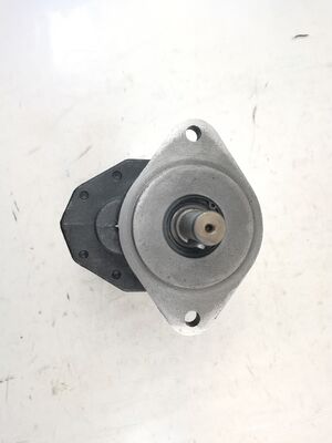 Aanpasbare Kawasaki Hydraulische versnellingspomp FC18L Flat Key Shaft Industrial Grade Gear Pump Oil Wheel Loader Vervanging voor Grader Equipment