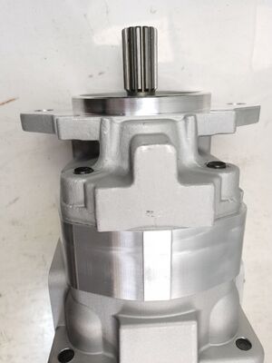 Komatsu Gear Pump 4-stage Hydraulische pomp SAR3-71+32+32+20 Gegote ijzer Aluminium legeringsmaterialenl Hoogdrukpomp Hydraulische onderdelen voor laadmachines Een jaar garantie