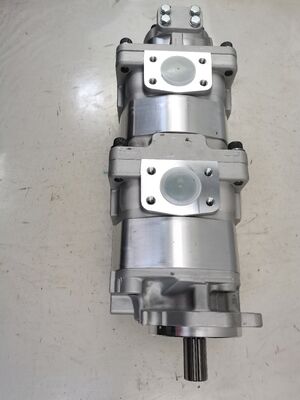 Hydraulische tandwielpomp Komatsu-pomp SAR3-90+90+(1)20 Hydraulische motor Gegooid ijzer Aluminiumlegering Oliepomp Zware machines Energiebron Hydraulische reserveonderdelen Certificering